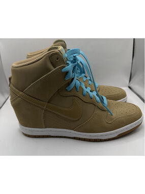 Nike Dunk Sky HI Essential Desert Camo Hidden Wedge Sneaker Womens size 9